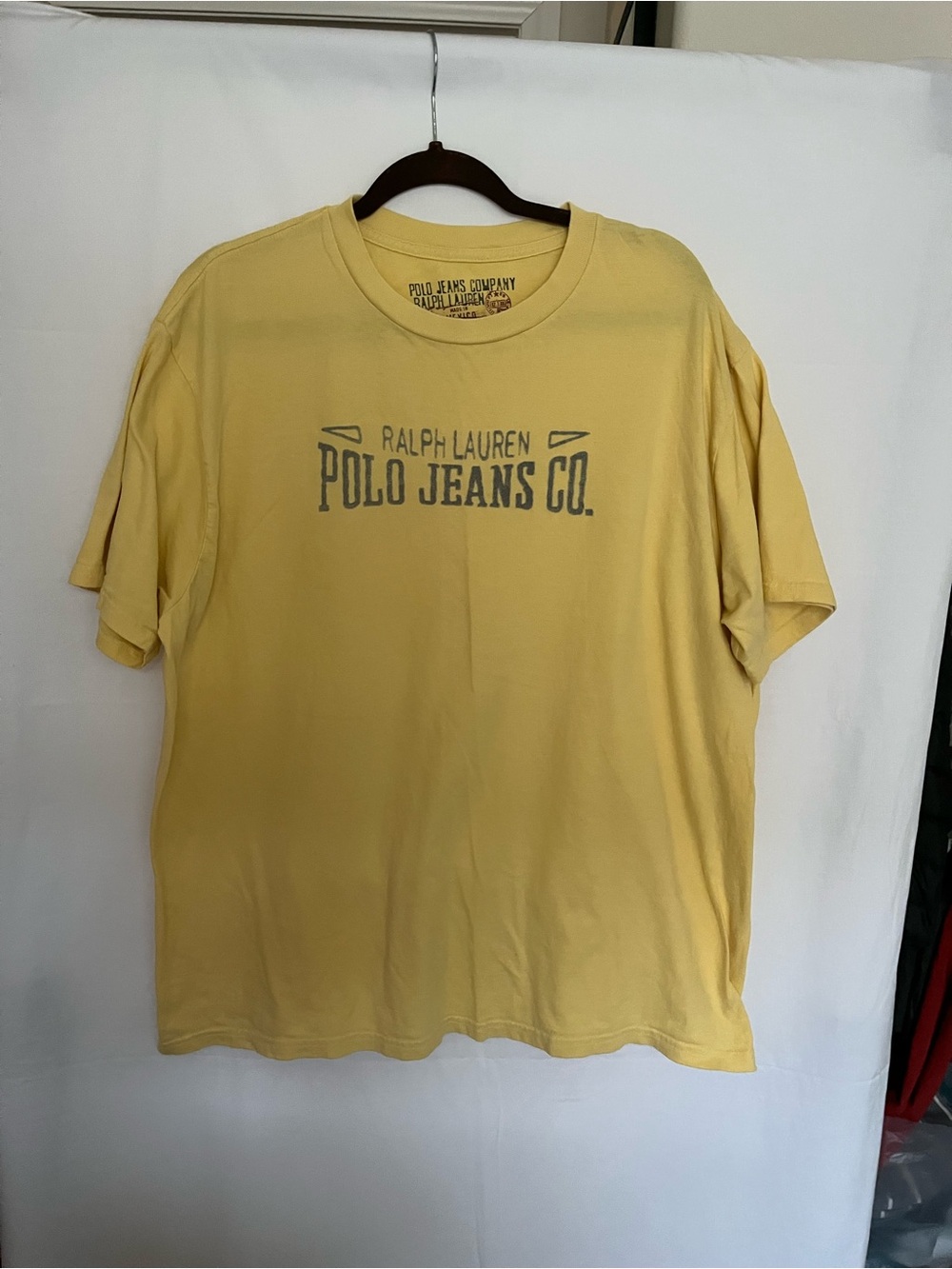 Ralph Lauren Yellow Polo Jeans Co. 90s/Y2K vintage aesthetics.Size XL 100% co